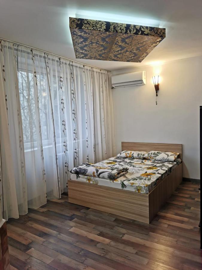 Gara De Nord Appartement Boekarest Buitenkant foto